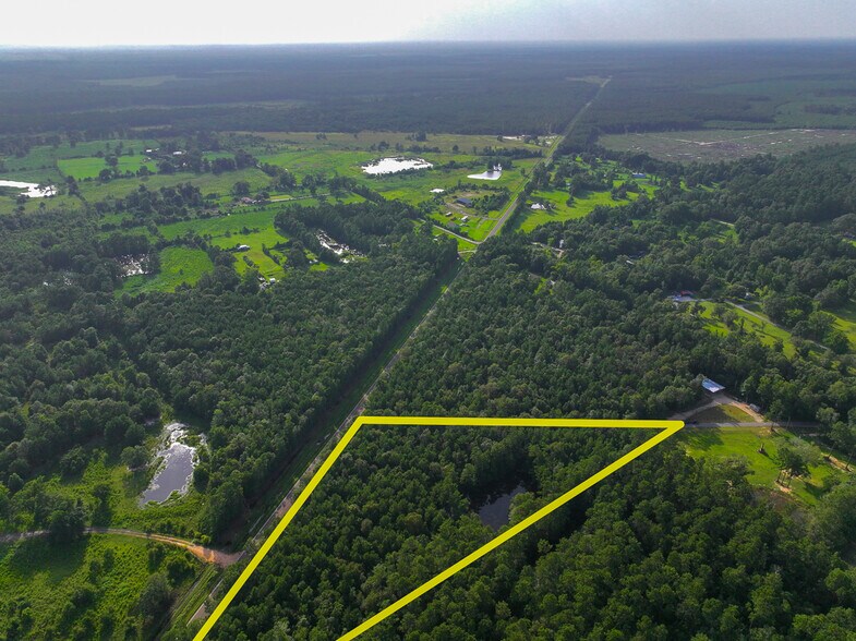 More Photos Of 3.39 Acres, FM 787, Saratoga Land For Sale