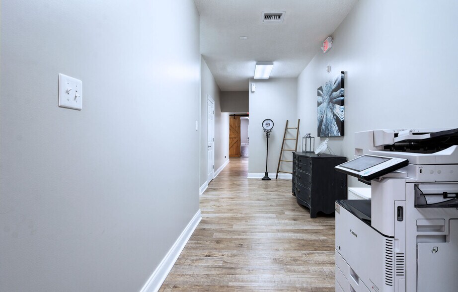 More Photos Of 1501 US Highway 19 S, Leesburg Medical For Sale