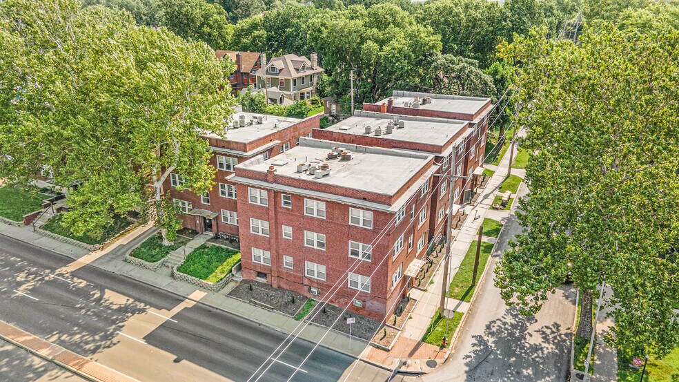 More Photos Of , Kansas City Multifamily For Sale