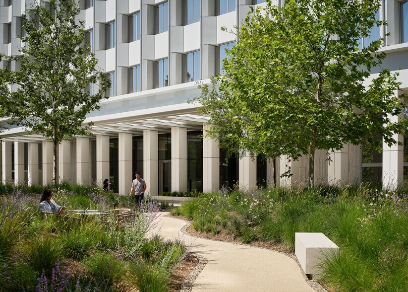 More Photos Of 1800 Avenue of the Stars, Los Angeles Unknown For Lease