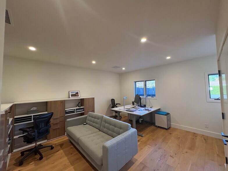 More Photos Of 190 W Napa St, Sonoma Office For Sale