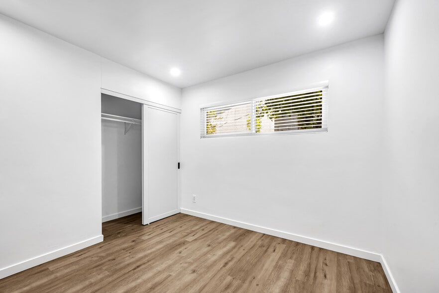 More Photos Of 5745 Arroyo Dr, Los Angeles Apartments For Sale