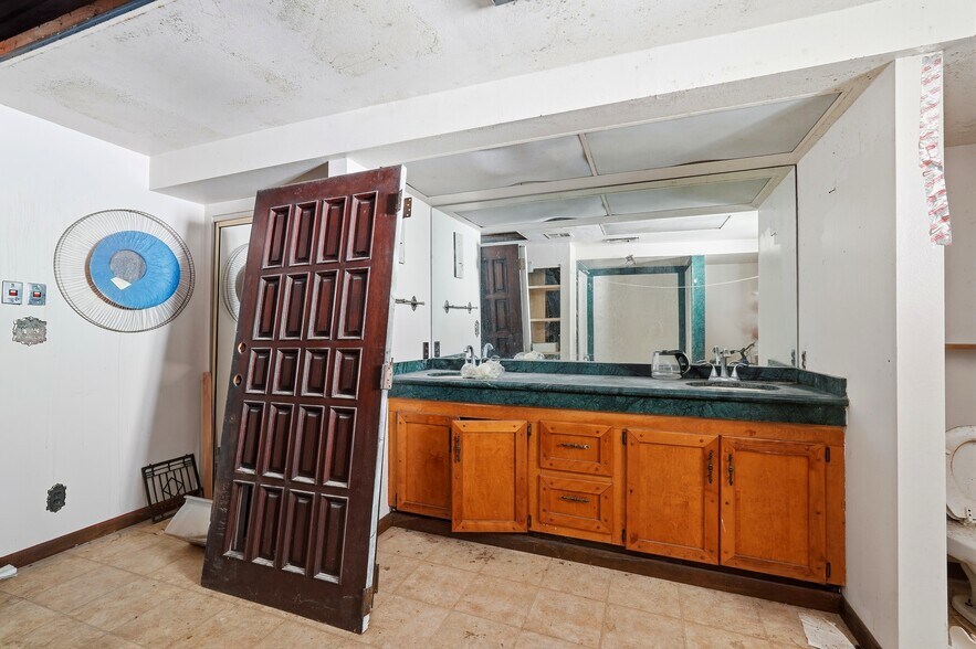 More Photos Of 8235 Soledad Canyon Rd, Agua Dulce Trailer Camper Park For Sale