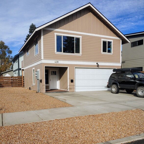 Primary Photo Of 428 NE Burnside Ave, Bend Apartments For Sale