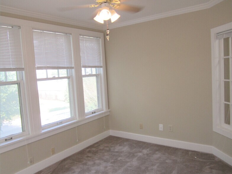 More Photos Of 331 22nd Ave N, Nashville Office For Sale