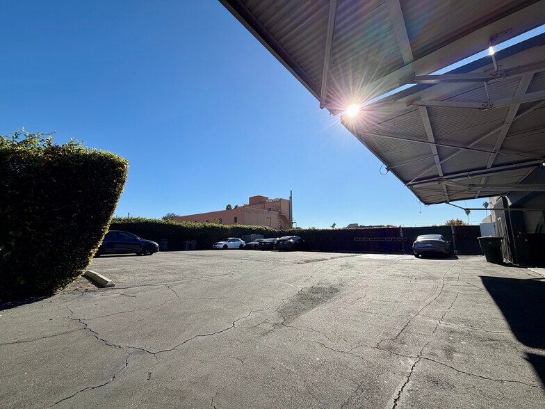 More Photos Of 1200 E Colorado Blvd, Pasadena Auto Repair For Lease