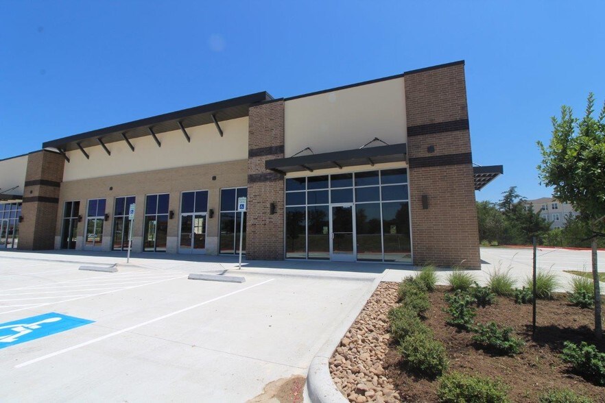 More Photos Of 3004 Holleman Dr S, College Station Storefront Retail Office For Lease