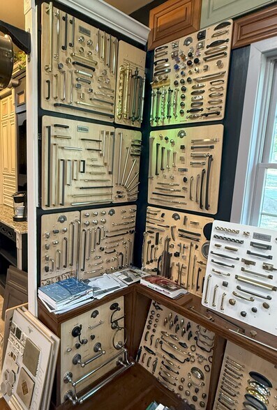 More Photos Of 10515-10535 Crestwood Dr, Manassas Medical For Sale