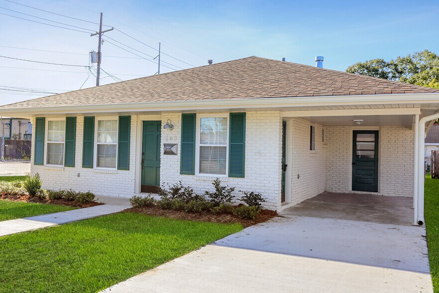 Primary Photo Of 200 Pink St, Metairie Apartments For Sale