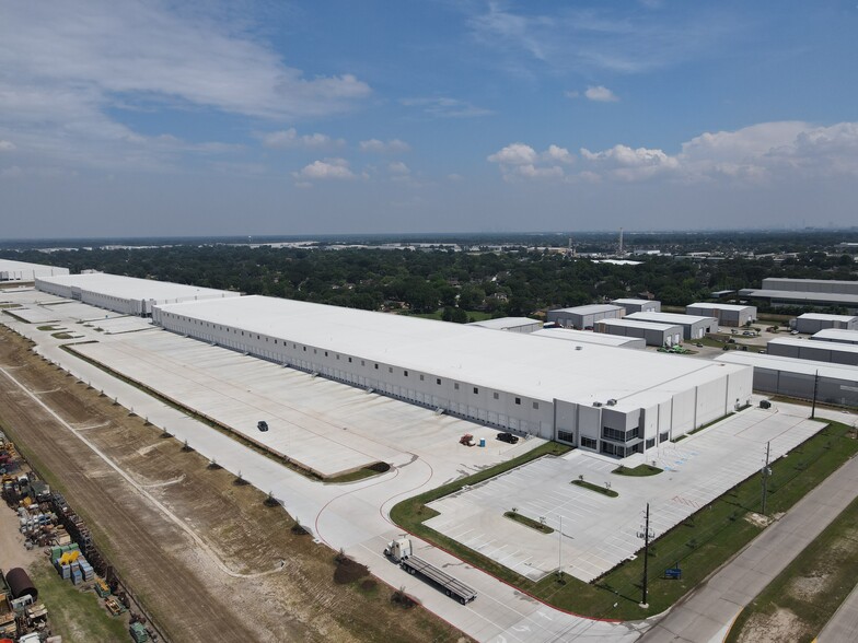 Primary Photo Of 8702 Fairbanks N Houston, Houston Industrial For Lease