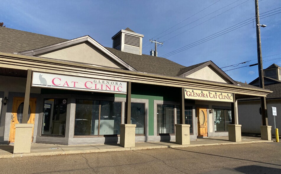 More Photos Of 12230-12246 107 Av NW, Edmonton Storefront For Lease
