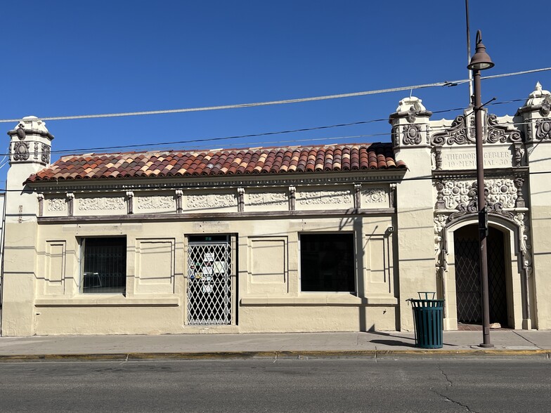 Primary Photo Of 78 N Terrace Ave, Nogales General Retail For Lease