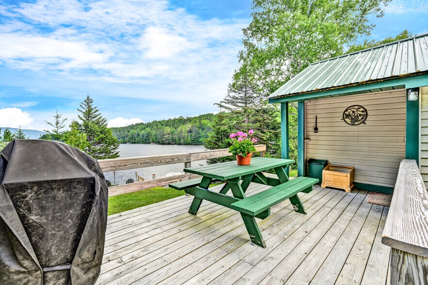 More Photos Of 15 Lower Wilson Pond Rd, Greenville Specialty For Sale