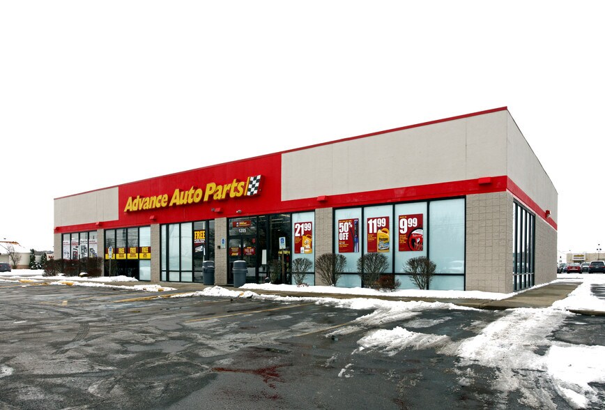 More Photos Of 1029-1209 N Court St, Medina General Retail For Lease