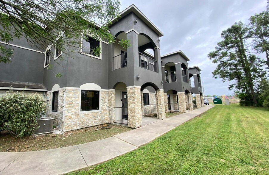 Primary Photo Of 20550 Townsen Blvd, Humble Unknown For Lease