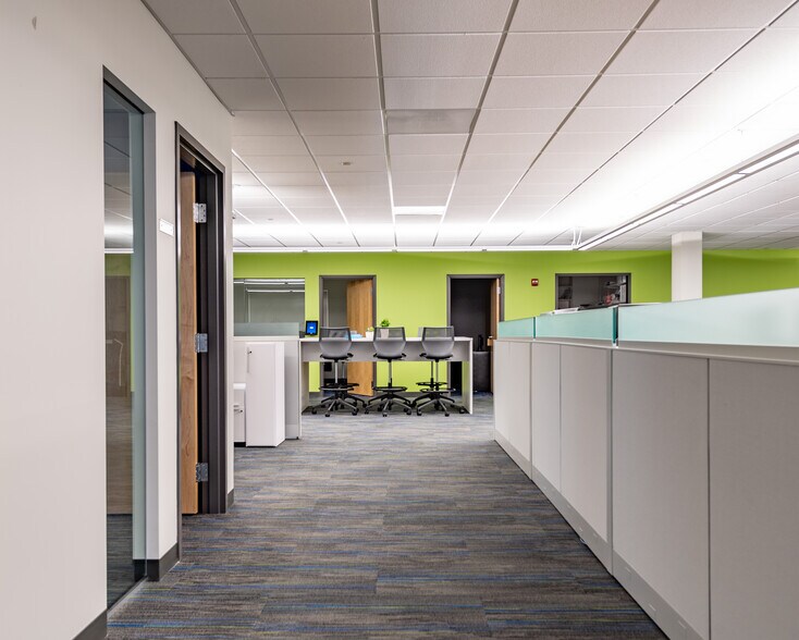 More Photos Of 500 River Ridge Dr, Norwood Office For Lease