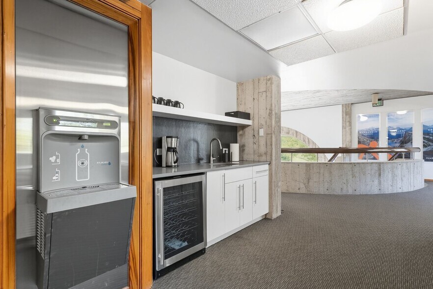 More Photos Of 4 Inverness Ct E, Englewood Office For Sale