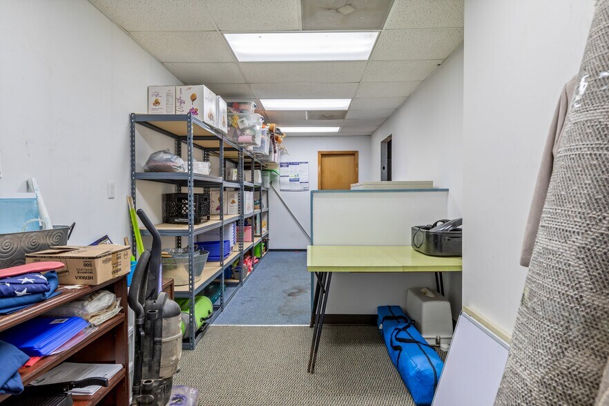 More Photos Of 516-522 Benham St, Bonne Terre Office For Lease