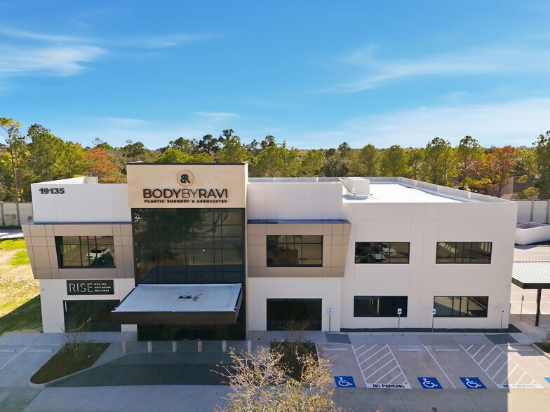 More Photos Of 19135 Katy fwy, Houston Medical For Lease