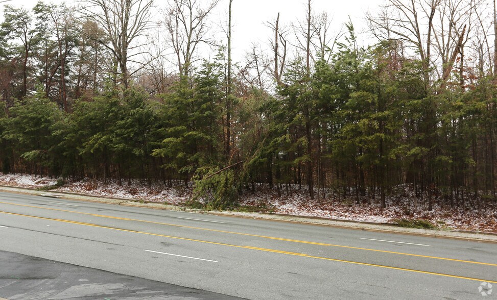 More Photos Of 3605 N Elm St, Greensboro Land For Sale
