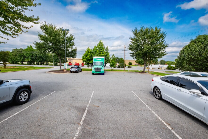 More Photos Of 201 Murphy Dr, Maumelle Research And Development For Lease