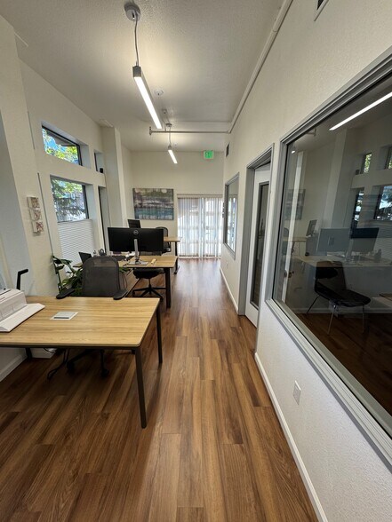 More Photos Of 208-210 Redwood Ave, Corte Madera Office For Lease