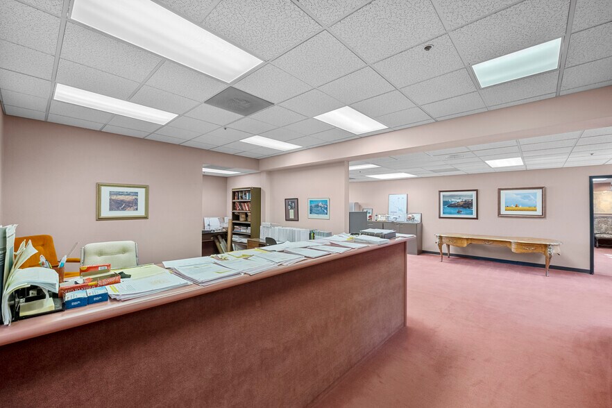 More Photos Of 150 North St, Healdsburg Office Residential For Lease