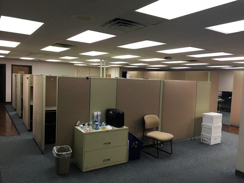 More Photos Of 421 E 34th St SE, Amarillo Industrial For Sale