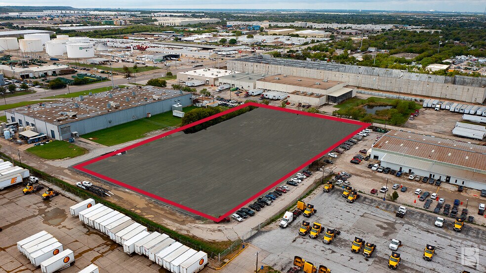 More Photos Of 4025 Singleton Blvd, Dallas Land For Lease