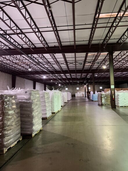More Photos Of 8250 Ruben M Torres Blvd, Brownsville Warehouse For Lease