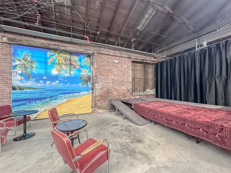 More Photos Of 215 E 2nd St, Bartlesville Auto Repair For Sale