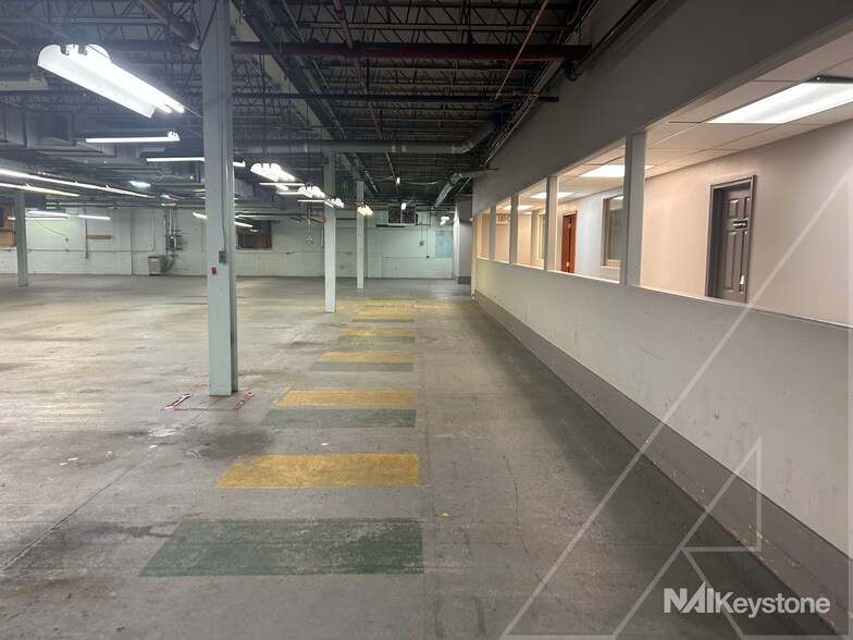 More Photos Of 601-637 Hiesters Ln, Reading Warehouse For Sale