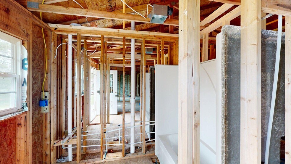 More Photos Of 57 Mill St, Cave Spring Multifamily For Sale