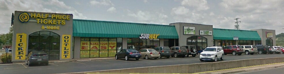 More Photos Of 605-607 MO-165, Branson General Retail For Lease