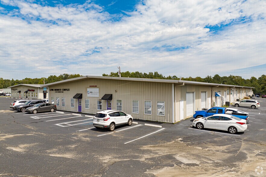 More Photos Of 24 Joe Kennedy Blvd, Statesboro Warehouse For Lease