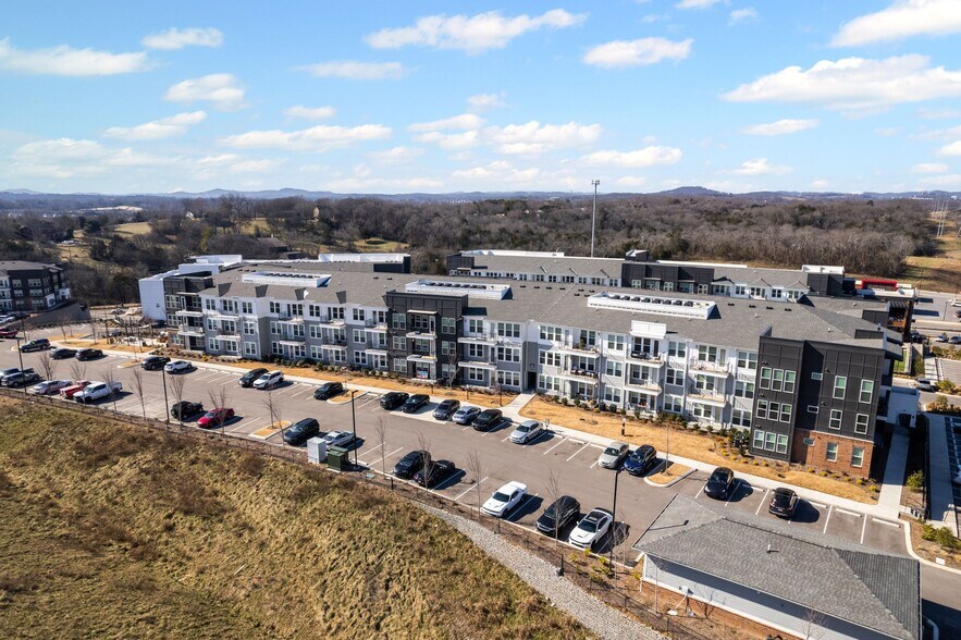 More Photos Of 2141 Century Farms Pky, Antioch Apartments For Lease