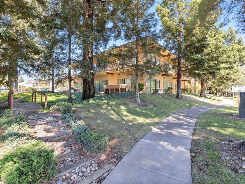 More Photos Of 10275 N De Anza Blvd, Cupertino Medical For Lease