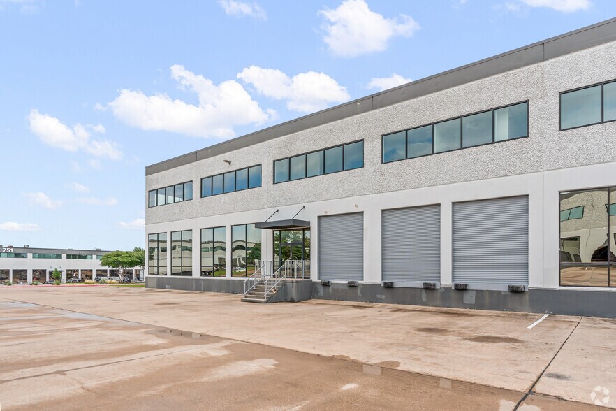 More Photos Of 754 Port America Pl, Grapevine Unknown For Lease