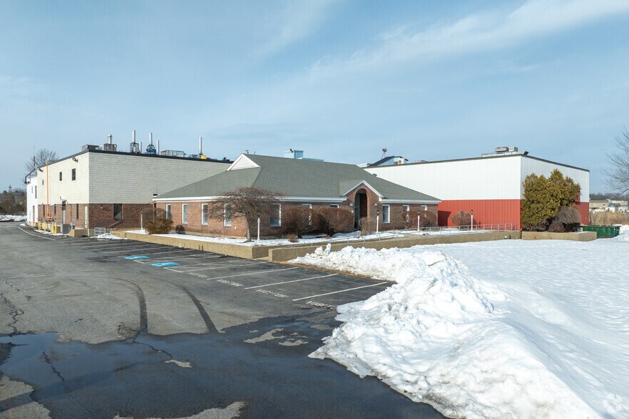 Primary Photo Of 9 Opportunity Way, Newburyport Research And Development For Lease