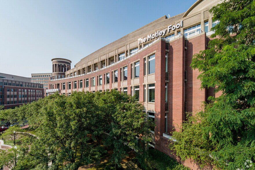 More Photos Of 2000 Duke St, Alexandria Office For Sale