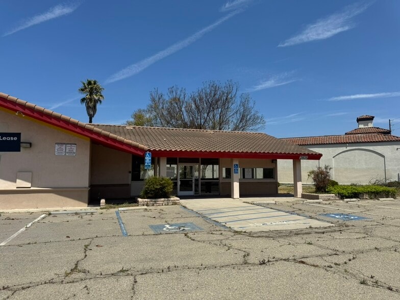 More Photos Of 2805 Vineyard Ave, Oxnard Freestanding For Sale