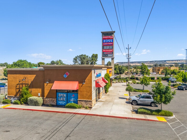 More Photos Of 325 Oro Dam Blvd, Oroville Freestanding For Sale