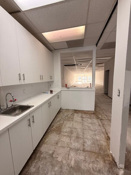 More Photos Of 9360 NW 27th Ave, Miami Freestanding For Lease