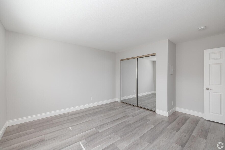 More Photos Of 1628 W 218th St, Torrance Apartments For Sale