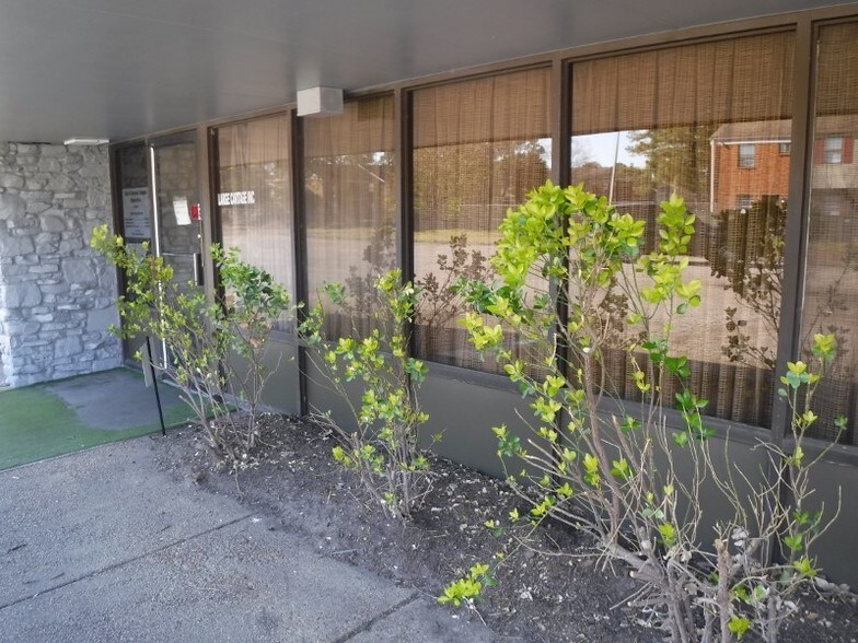 More Photos Of 4770 Cromwell Ave, Memphis Medical For Lease
