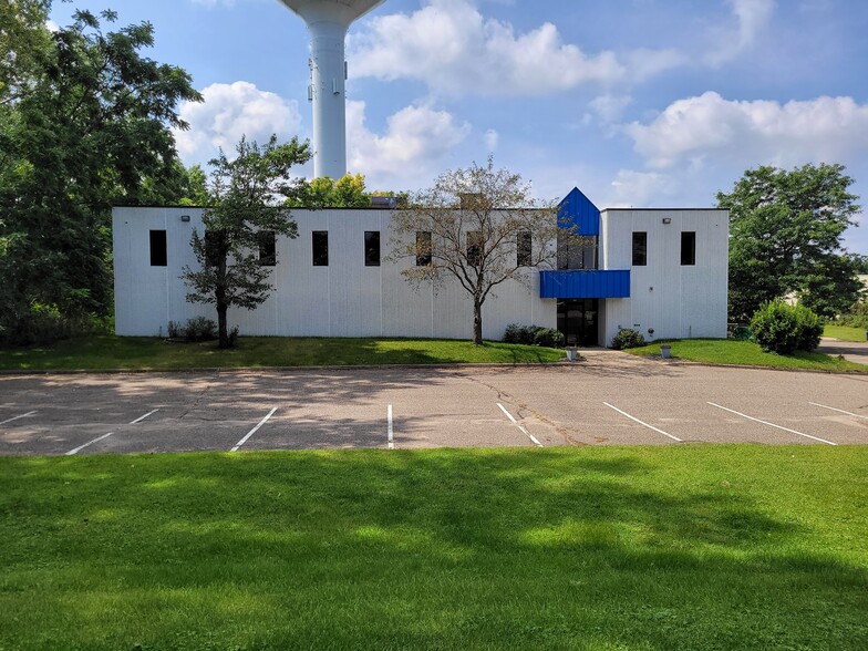 Primary Photo Of 400 Commerce Ct, Vadnais Heights Manufacturing For Sale