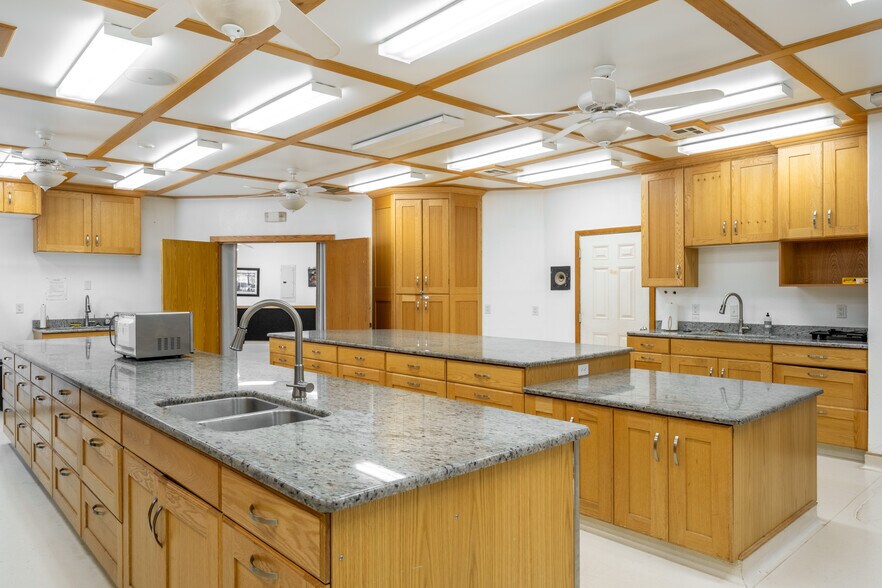 More Photos Of 985 W Utah Ave, Hildale Apartments For Sale