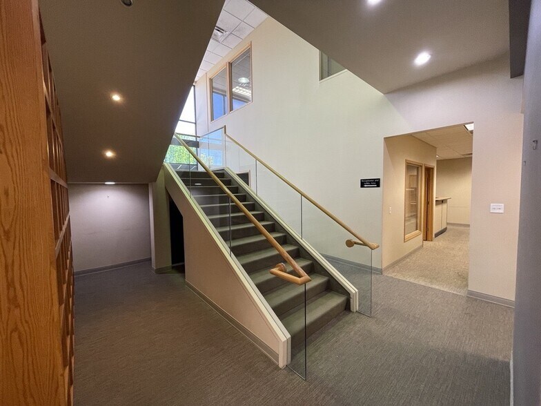 More Photos Of 4252 S 700 E, Salt Lake City Office For Sale