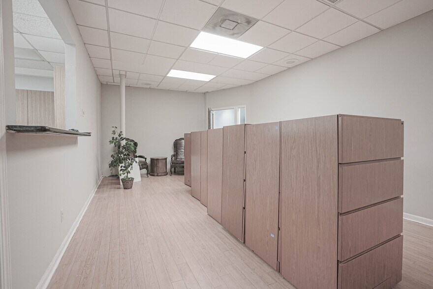 More Photos Of 14721 Pebble Bend Dr, Houston Medical For Sale