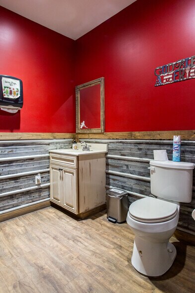 More Photos Of 3005 US Highway 84, Blackshear Storefront For Sale